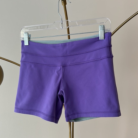 Lululemon Reversible workout shorts - Picture 3 of 4